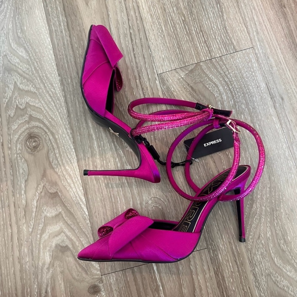 BRAND NEW Express Rhinestone Embellished Bow Strap Pumps